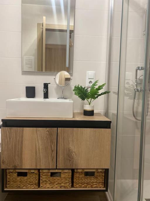 Appartement La Okiya De Tati à Zamora Extérieur photo